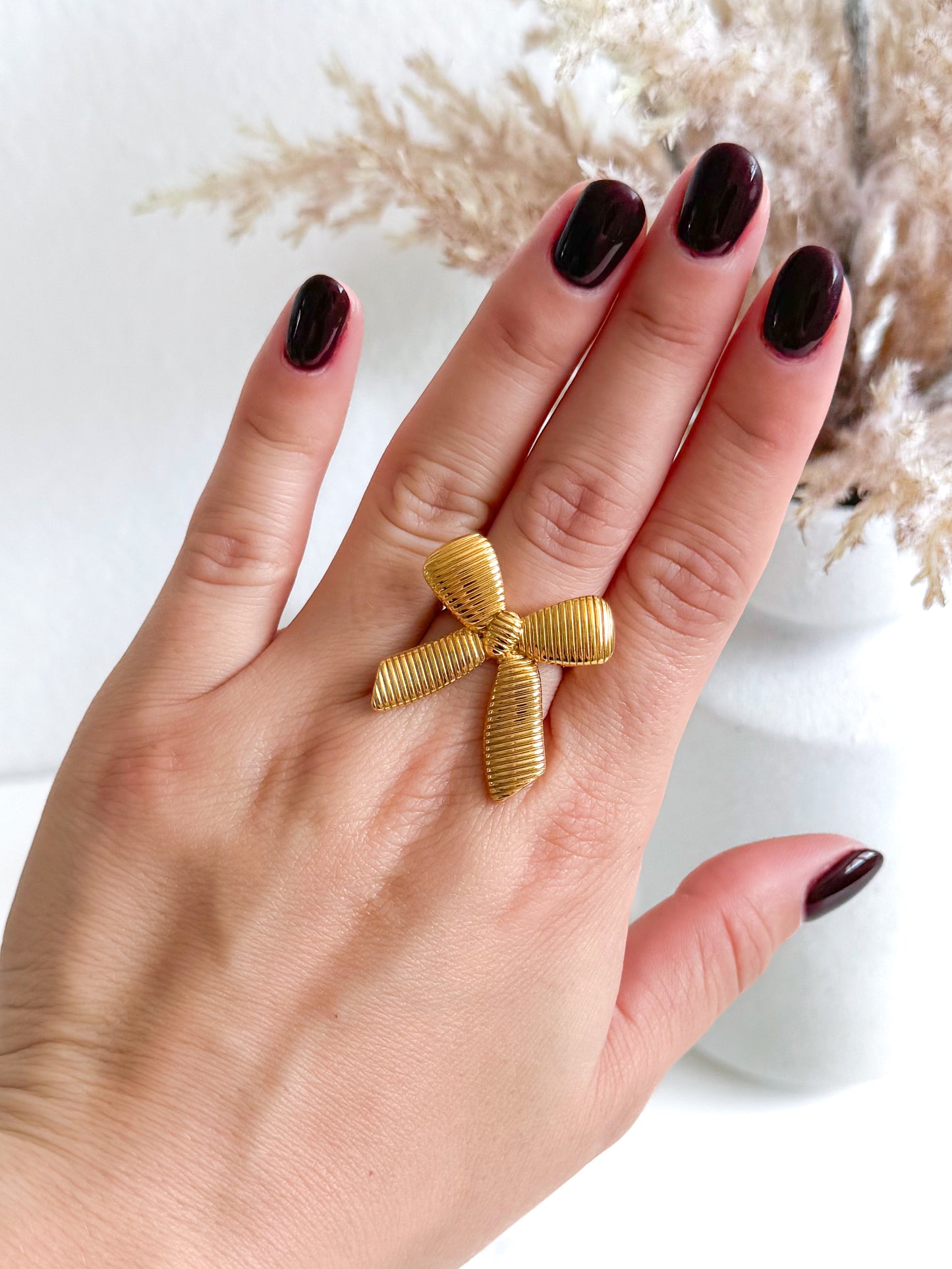 Bow Ring