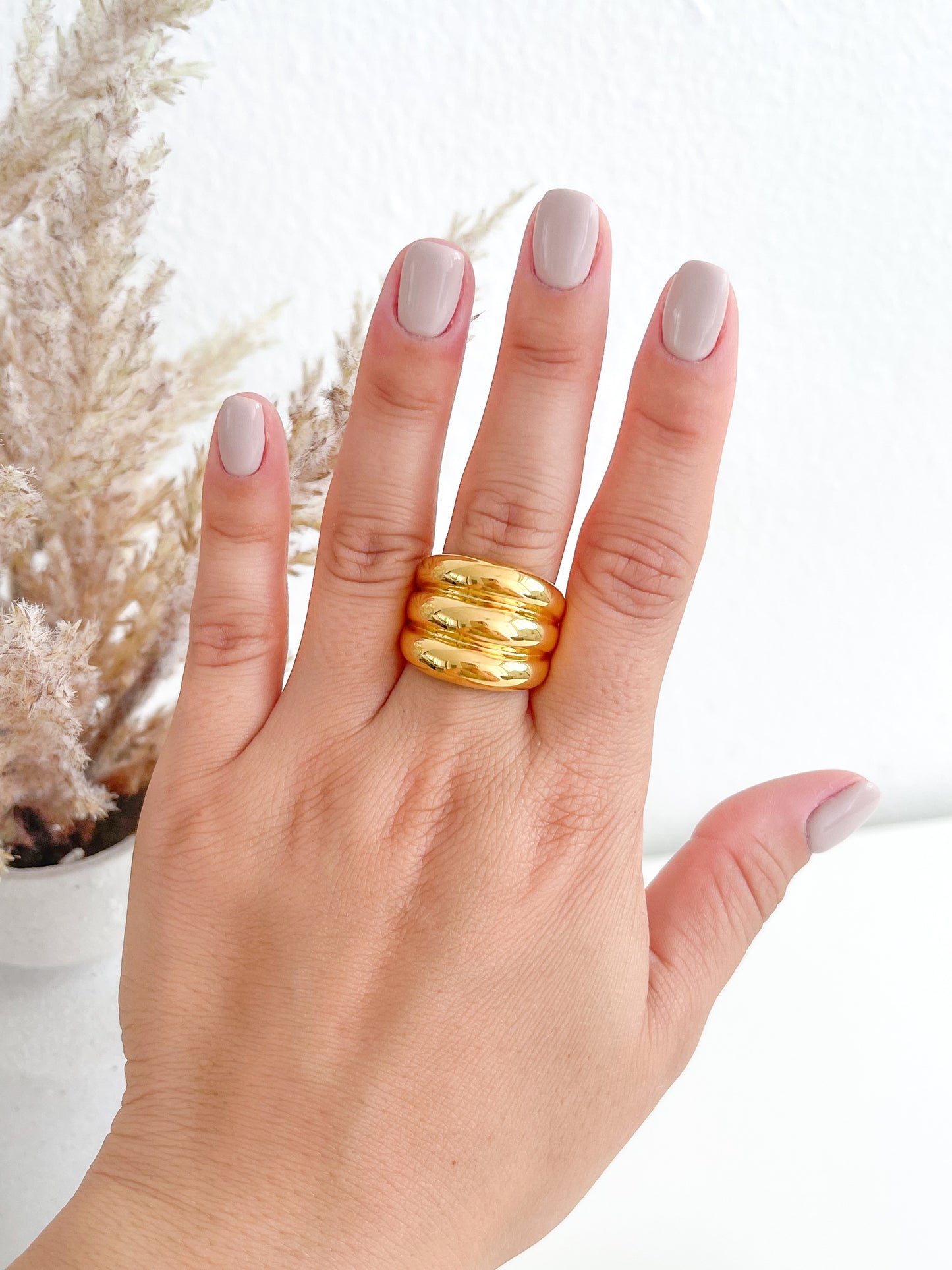 Renata Bold Gold Ring