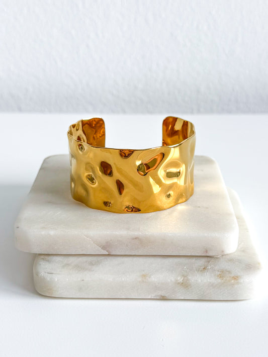 Lunara Bangle