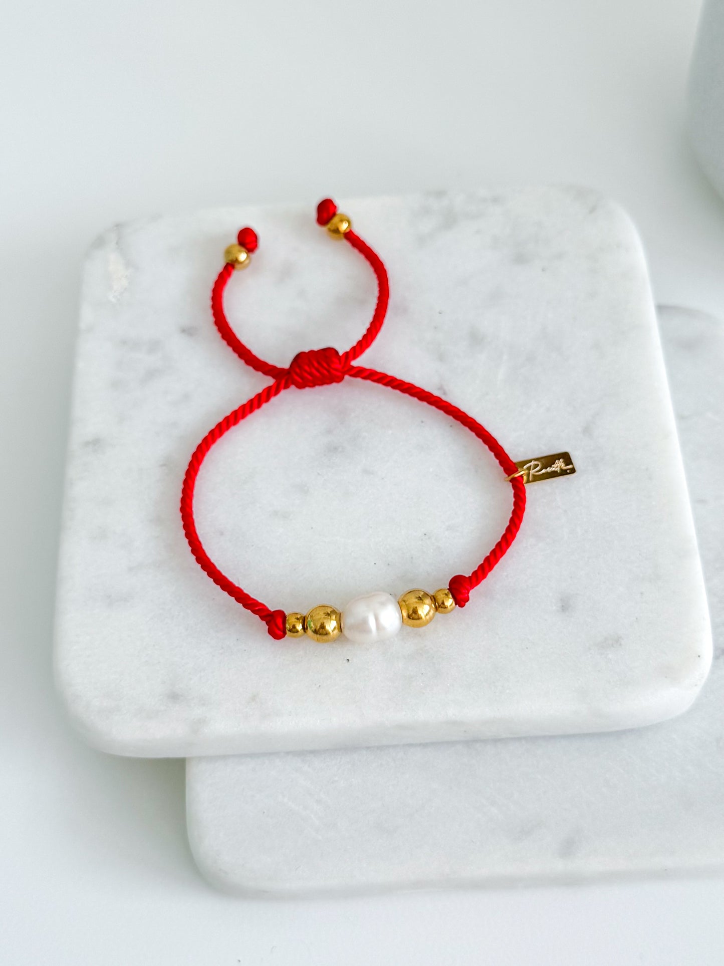 Perla Red Thread Bracelet